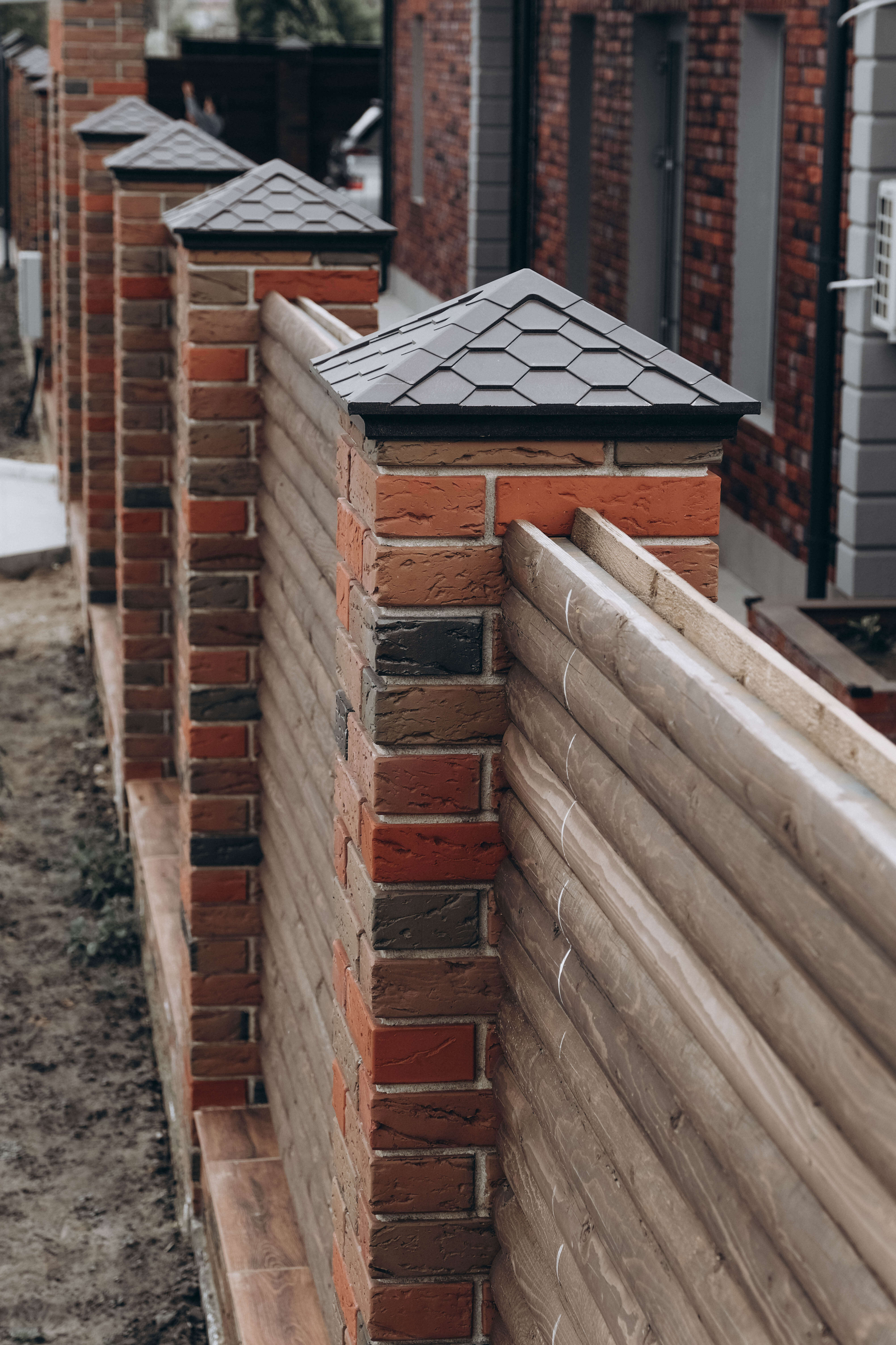 Колпак Zking Эверест Коричневый на столб 1.5х1.5 кирпича (390х390мм) в Северске фото