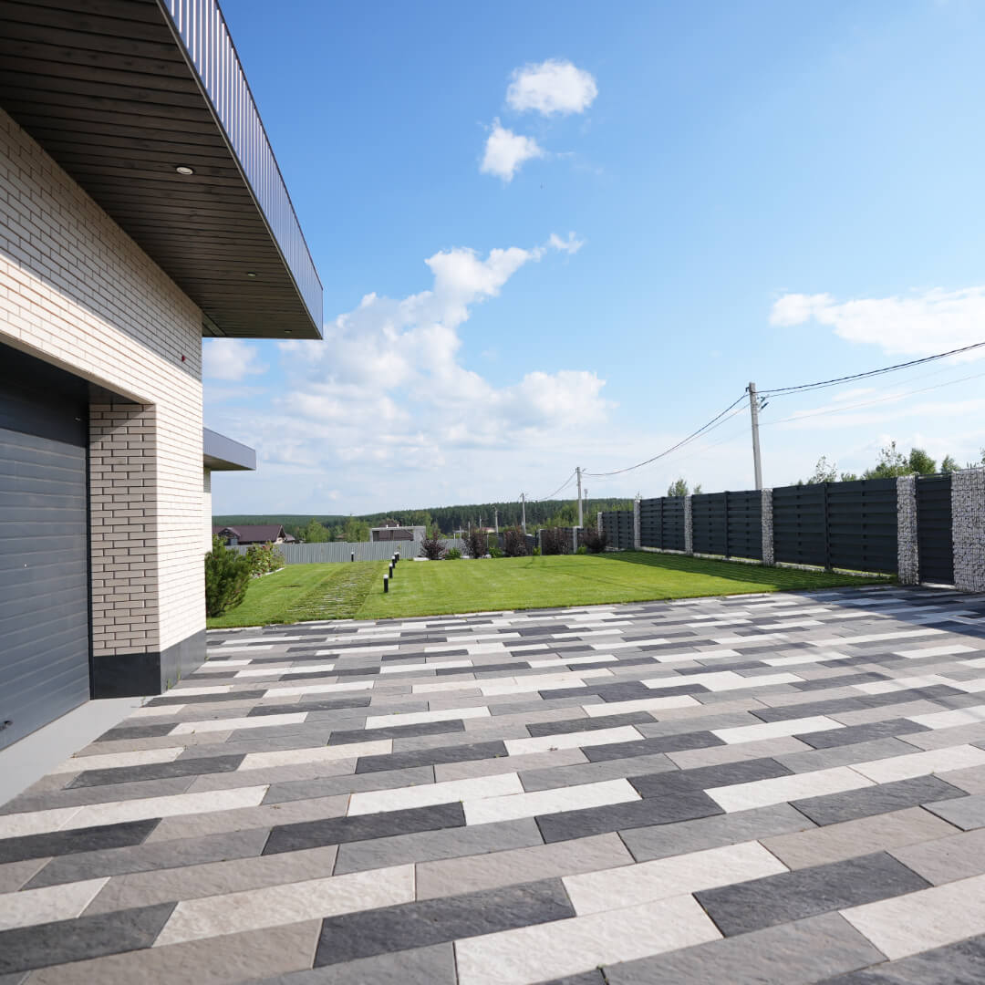 Шаговая плита STONE Светлая Галька 990х330х55мм в Северске фото